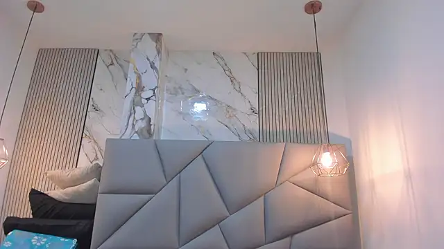 Katyrousee Chat XXX in diretta