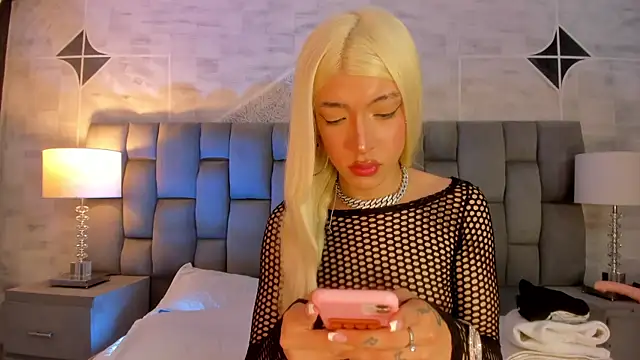 DeboraCopper 即時 XXX 聊天