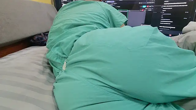 Pokazy przed kamerką – Lacht_Liden