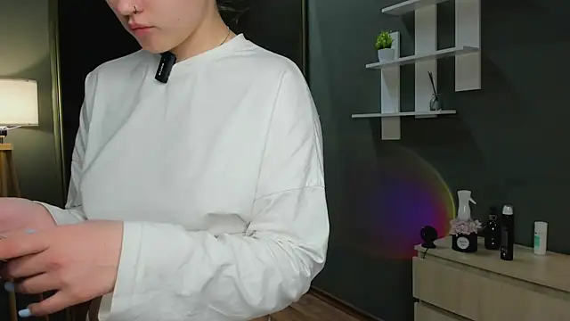 VanVanVibe's Live XXX Chat