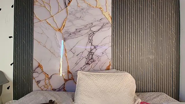 big_tits_in_your_face: διαδικτυακό σόου στην κάμερα