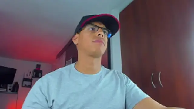 Онлайн чат XXX _John_Boy_