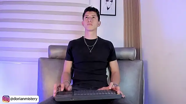 Pokazy przed kamerką – Dorianmistery2322_