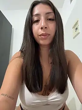 Lina_soler69のライブXXXチャット