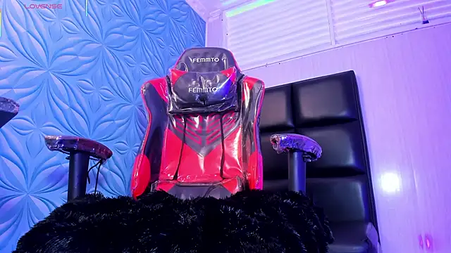 Chatroom XXX en direct de Milk_max_18