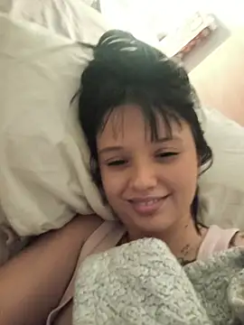 LorenRosse Show in webcam