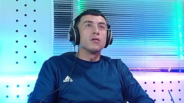 Chat XXX ao vivo de Godofcumxxx