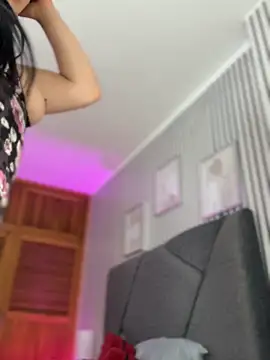 Chatroom XXX en direct de nicolette_sweet_