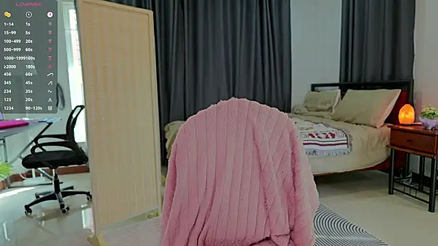 دردشة PocketElsa الجنسية المباشرة