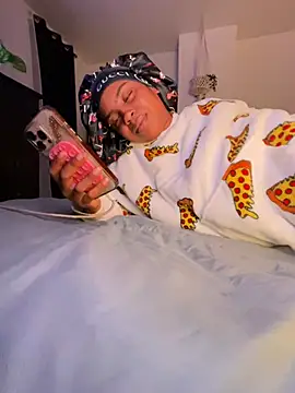 TheRealOshunQueen live XXX chat