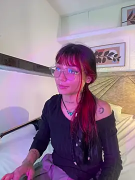 XXX chat uživo modela Emma_duff