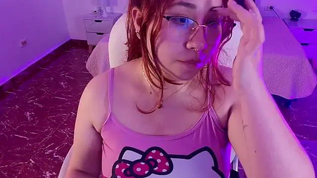 littlee_red live XXX chat