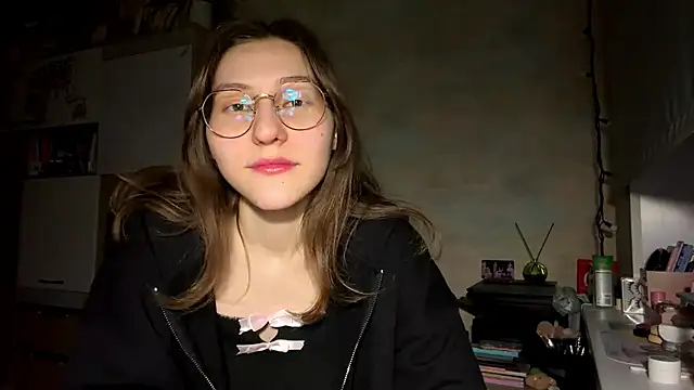 دردشة Miaaa_Moon الجنسية المباشرة