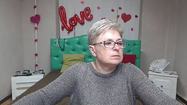 Chatroom XXX en direct de EmiliaGree