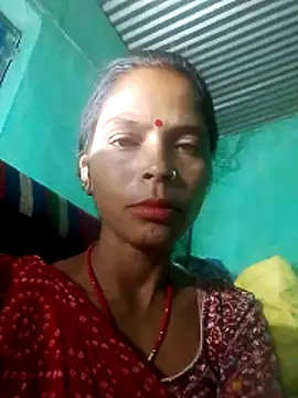 Hot_eras4: διαδικτυακό σόου στην κάμερα