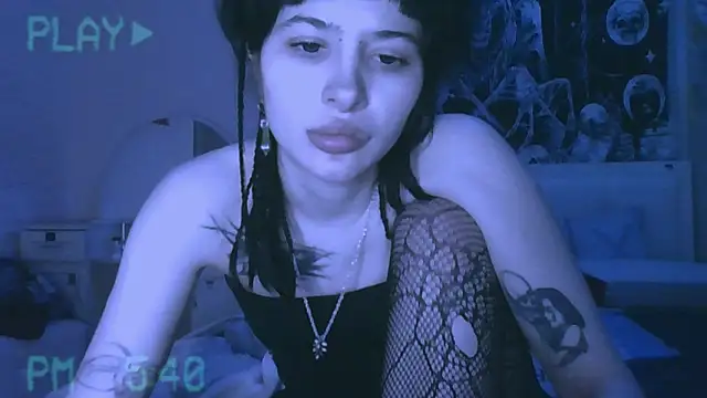 Chatroom XXX en direct de AllisonDeetz