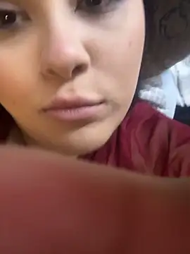 Malika_uAngel Adlı Modelin Canlı XXX Sohbeti