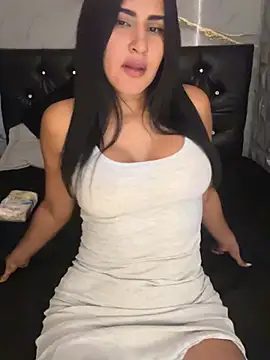 rosalia-04のライブXXXチャット