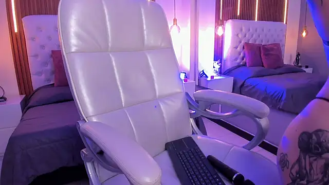 ZamabyCrucie live XXX chat