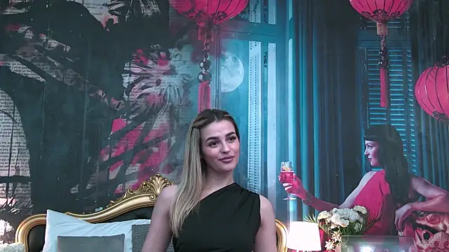 SelenaRuss Webcam show