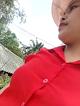 Alice-567 Adlı Modelin Canlı XXX Sohbeti