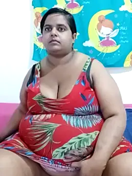 Онлайн чат XXX SusanaEshwar