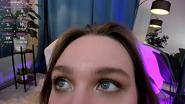 PollyMayern Live XXX chat