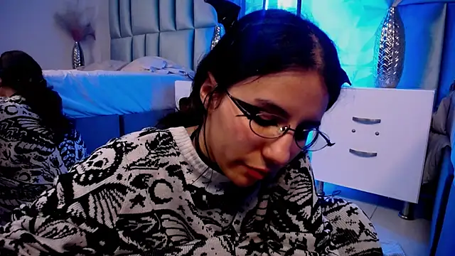 Živý XXX chat HollyPeach