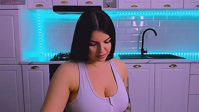 RheaLynnn Live XXX chat