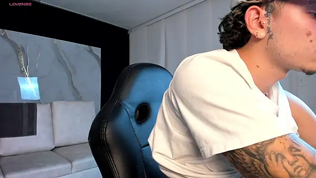 Ryan_Miller – Live XXX-chat