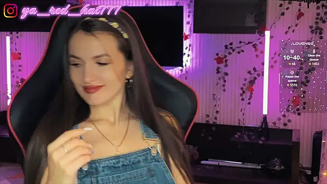 -RED_HAT- Adlı Modelin Canlı XXX Sohbeti