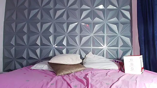 Emmy_lander1 Chat XXX live