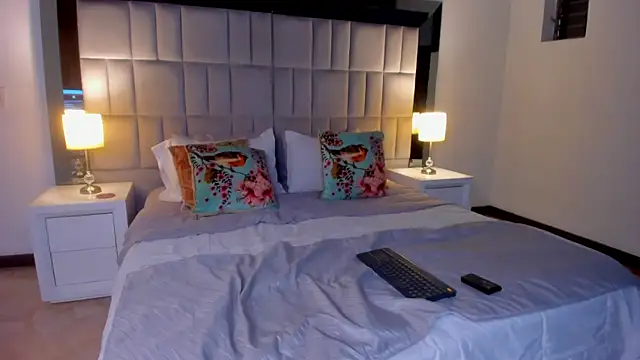 Tiffanyy_Lam Adlı Modelin Canlı XXX Sohbeti