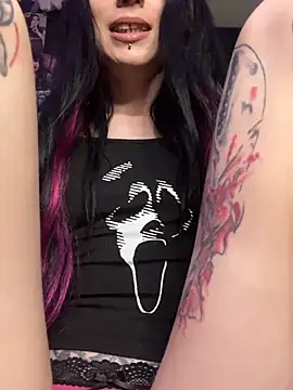 Živý XXX chat MissMidnightUK