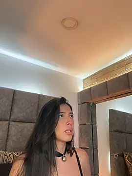 BrigitteVonsのライブXXXチャット