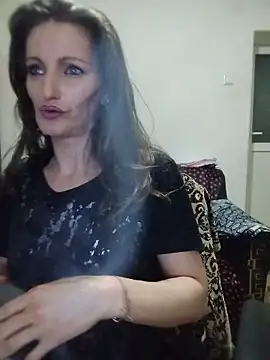 XXX chat uživo modela CrazyMaya39