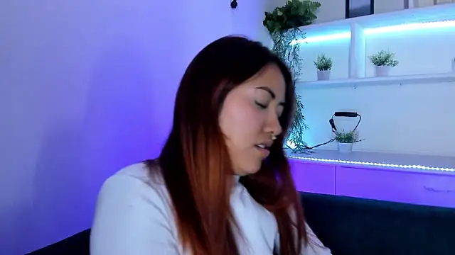 Saelivrae Live XXX Chat