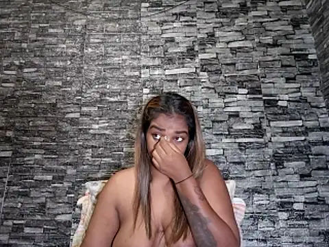 Indiasfantasy_ Live XXX Chat