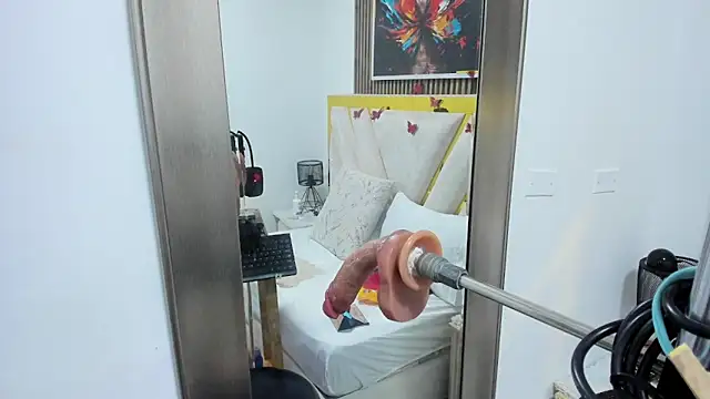 Luna_Naughty1 Chat XXX live