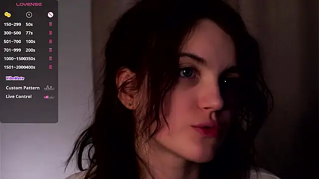 EffieHenriのライブXXXチャット