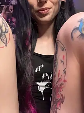 MissMidnightUK's Live XXX Chat