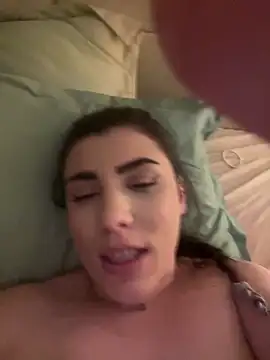 NatashaXVibe Chat XXX in diretta