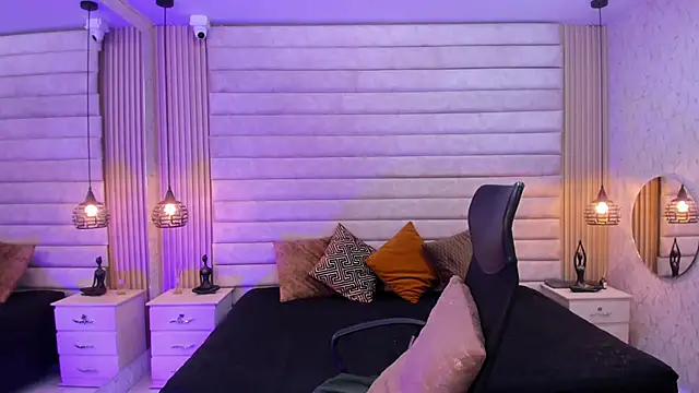 VictoriaaBlair Chat XXX live