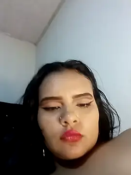 Emily_Rouse23 Live XXX-Chat