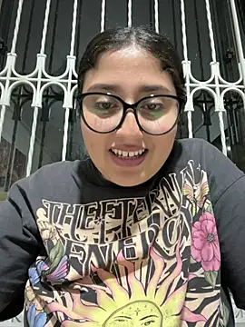 croftsmila Chat XXX in diretta