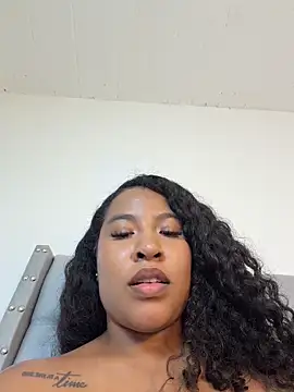 izzybelmonth12 Live XXX-chat