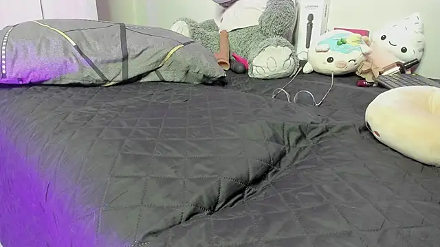 ViolettM Adlı Modelin Canlı XXX Sohbeti