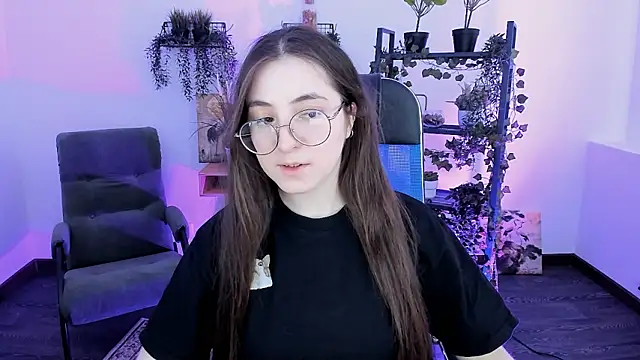 VirtuallVoyant Chat XXX live