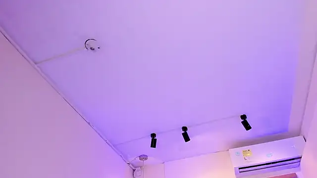 NahimiThompson 라이브 XXX 채팅