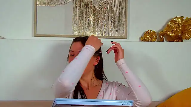 AlexandraBloom 现场XXX聊天